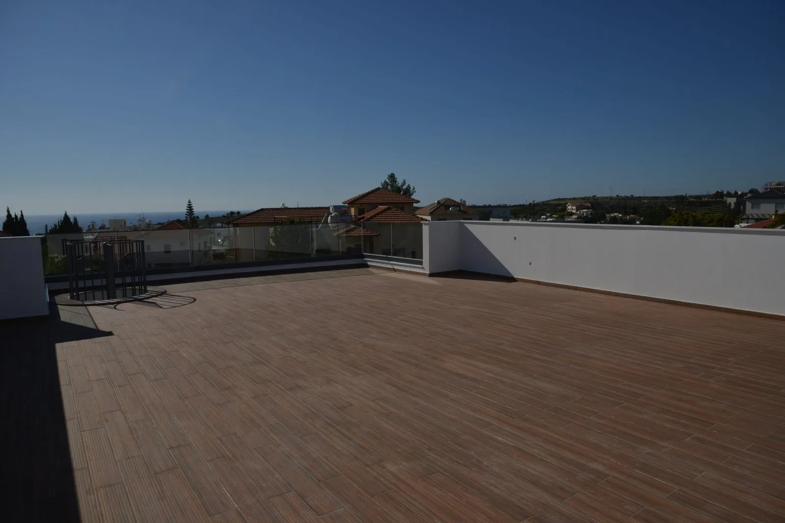 Tylliros Court – external views 12
